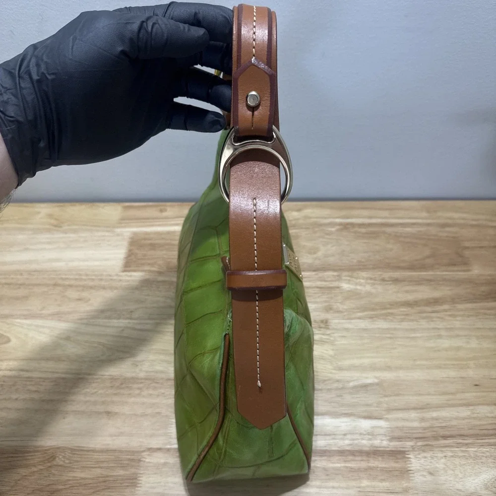Vintage Dooney & Bourke Green Crocodile Embossed Medium Hobo Bag Purse J599095